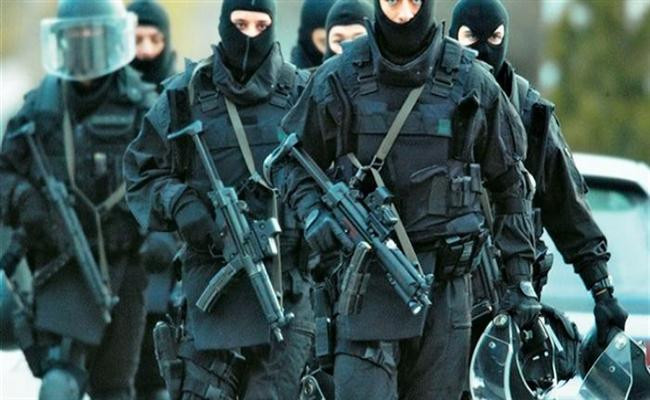 Καρέ καρέ η έφοδος των Αστυνομικών και η σύλληψη του Αλβανού εκτελεστή του Μιχάλη Ζαφειρόπουλου – Βίντεο-ντοκουμέντο